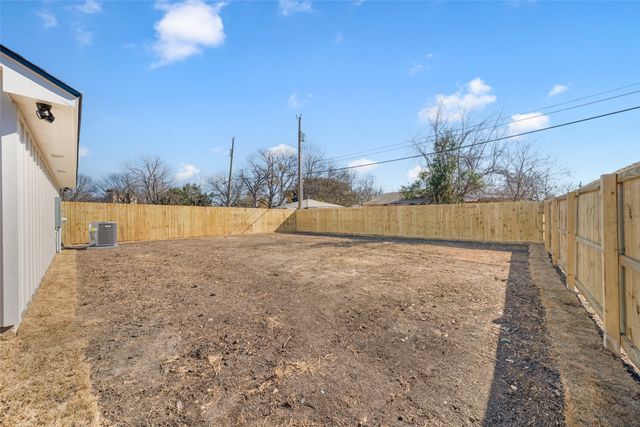 944 Holt Avenue, Waco, TX 76706