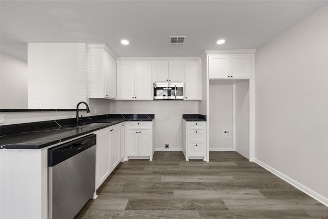 944 Holt Avenue, Waco, TX 76706