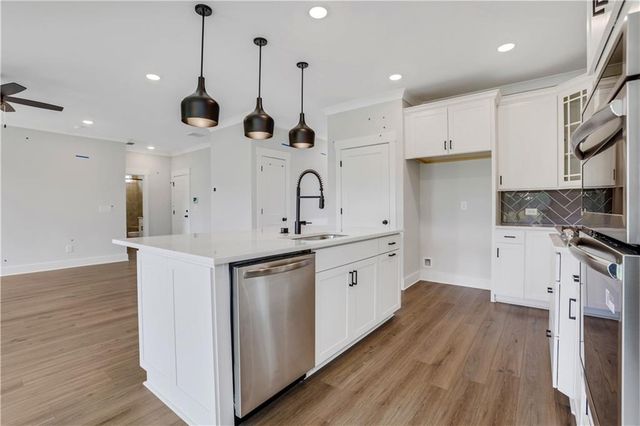 4250 Mary Ruth Way, Loganville, GA 30052