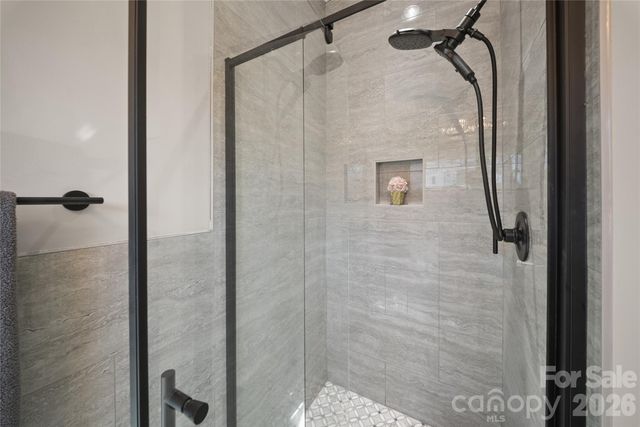 78 Scott Meadows Drive, Asheville, NC 28806