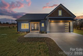 78 Scott Meadows Drive, Asheville, NC 28806