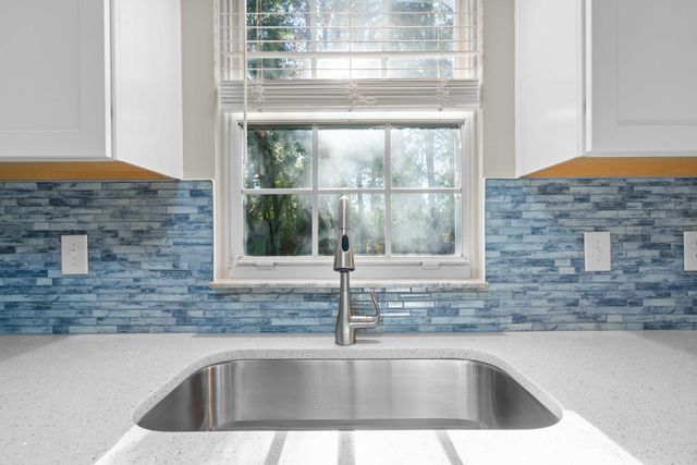 8335 Coventry, North Charleston, SC 29420