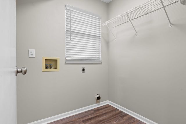 8335 Coventry, North Charleston, SC 29420