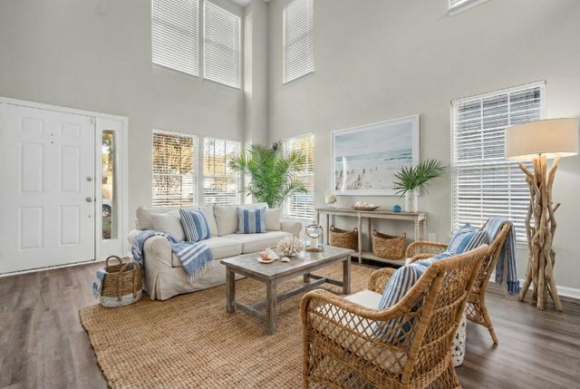 8335 Coventry, North Charleston, SC 29420