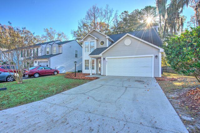 8335 Coventry, North Charleston, SC 29420