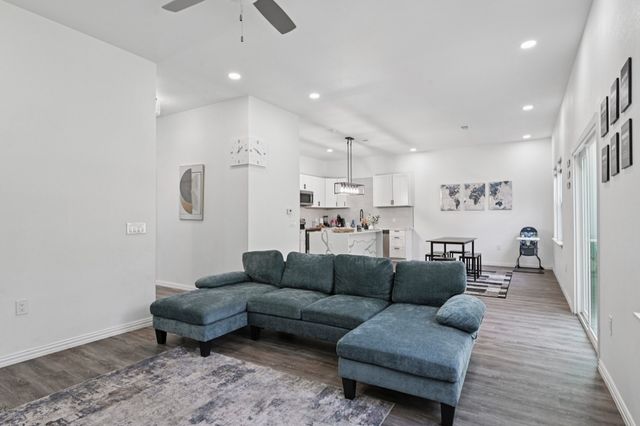 3605 flint rock Circle, Granbury, TX 76048