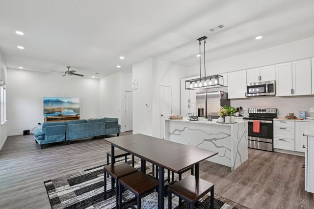 3605 flint rock Circle, Granbury, TX 76048