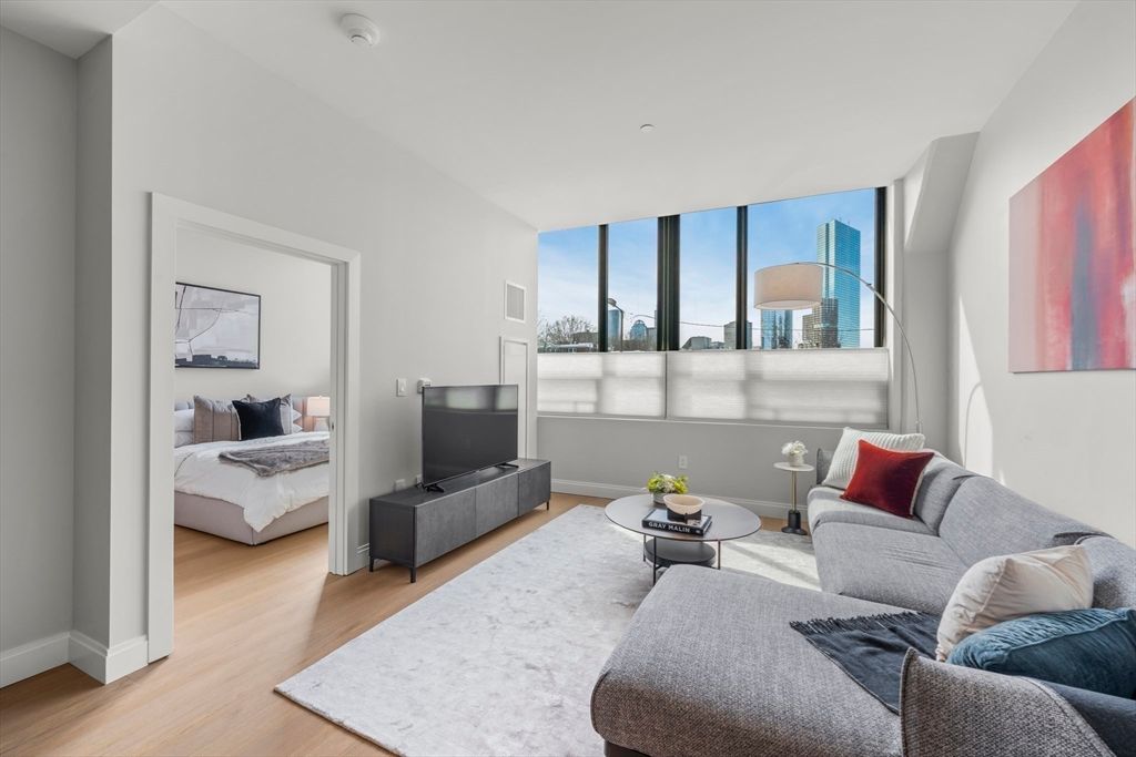100 Shawmut Ave 201A, Boston, MA 02118