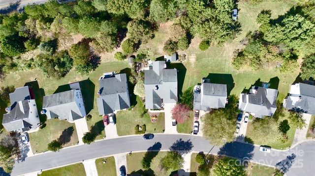 2561 Governors Pointe Court NE, Concord, NC 28025