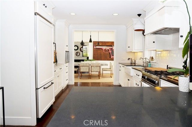 105 Via Ravenna, Newport Beach, CA 92663