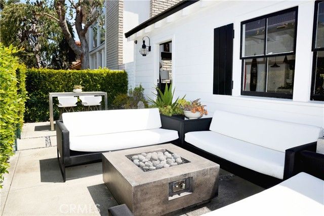 105 Via Ravenna, Newport Beach, CA 92663