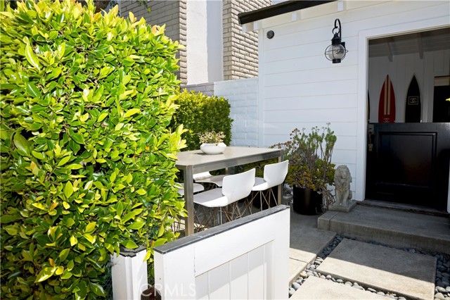 105 Via Ravenna, Newport Beach, CA 92663