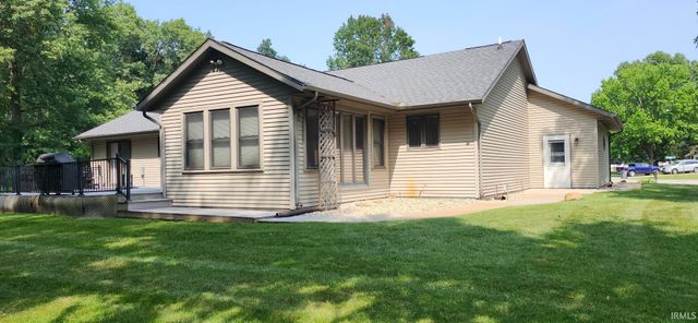 56527 Woodbine Lane, Elkhart, IN 46516