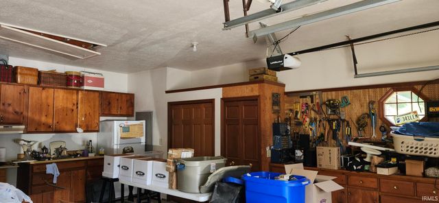 56527 Woodbine Lane, Elkhart, IN 46516