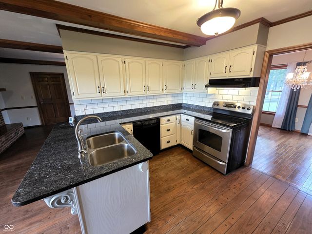 428 W Lawton Circle, Rushville, IN 46173