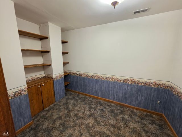 428 W Lawton Circle, Rushville, IN 46173