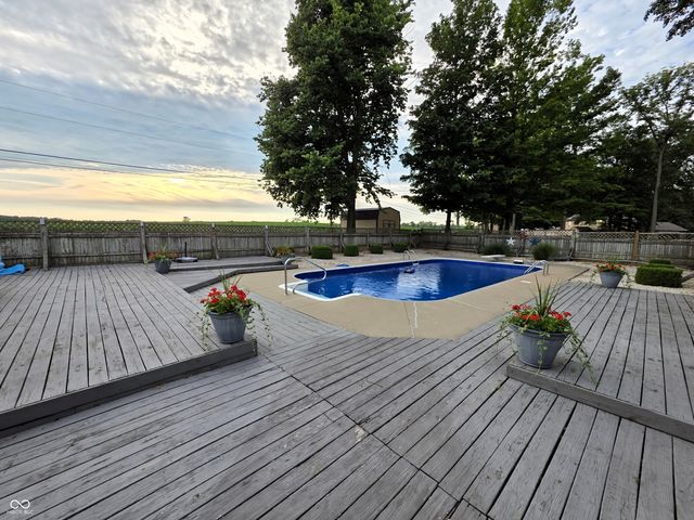 428 W Lawton Circle, Rushville, IN 46173