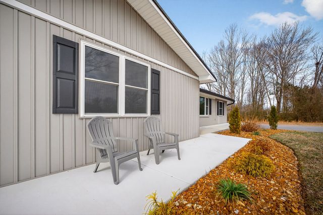 1277 Bluff Springs Rd, Mcminnville, TN 37110