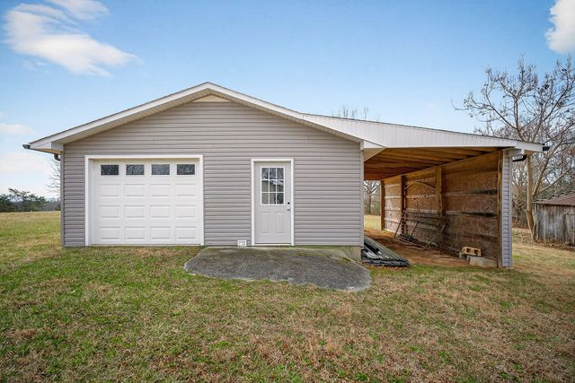 1277 Bluff Springs Rd, Mcminnville, TN 37110