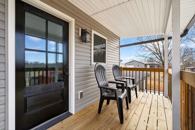 1277 Bluff Springs Rd, Mcminnville, TN 37110