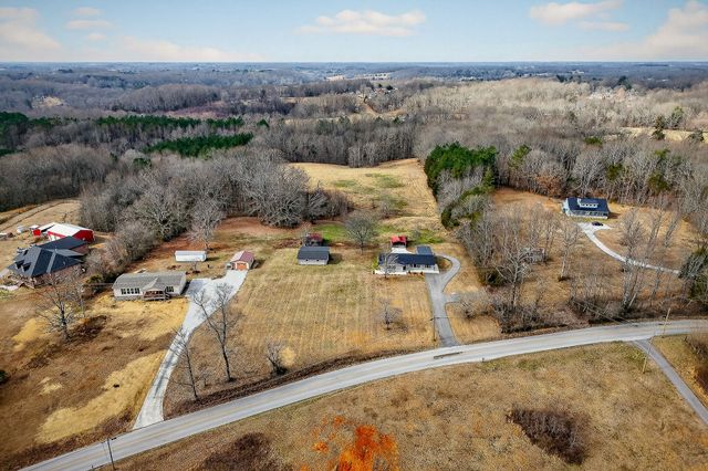 1277 Bluff Springs Rd, Mcminnville, TN 37110