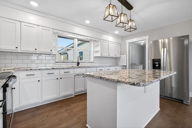 1277 Bluff Springs Rd, Mcminnville, TN 37110