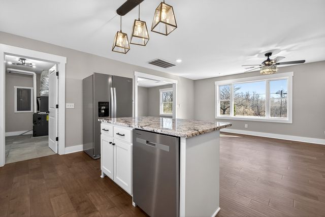 1277 Bluff Springs Rd, Mcminnville, TN 37110