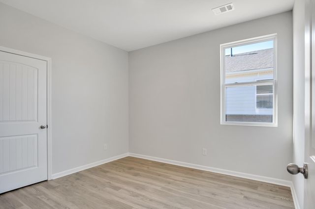 7032 Lang Avenue, White House, TN 37188