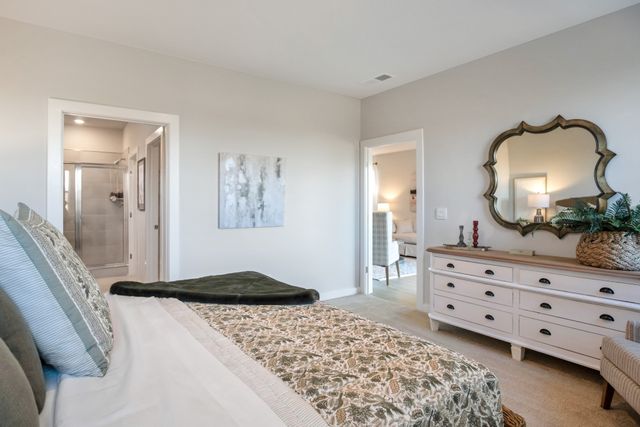 7032 Lang Avenue, White House, TN 37188