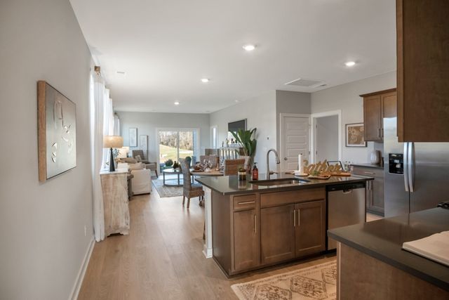 7032 Lang Avenue, White House, TN 37188