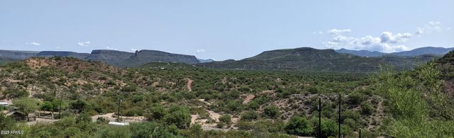 34930 S CHOLLA Drive, Black Canyon City, AZ 85324