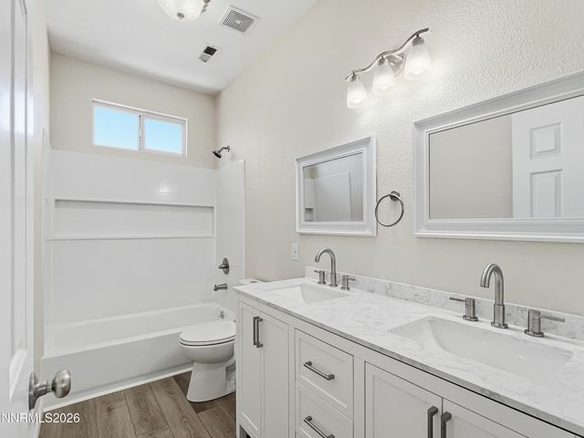 10493 Copper Wood Court, Reno, NV 89521