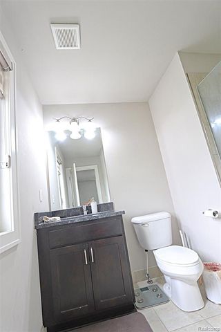 4966 Park Manor Drive, Troy, MI 48098