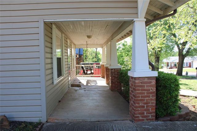 930 Maple Street, Yukon, OK 73099