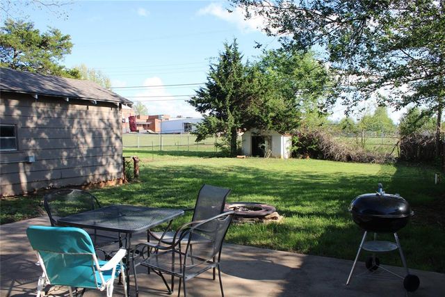930 Maple Street, Yukon, OK 73099