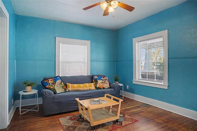 930 Maple Street, Yukon, OK 73099