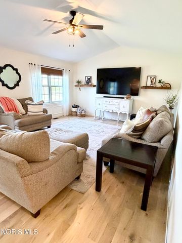 1726 Spring Forest Drive, Oregon, OH 43616