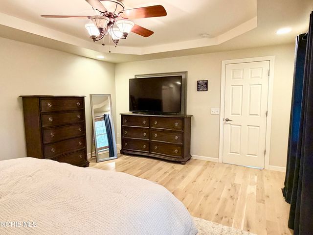1726 Spring Forest Drive, Oregon, OH 43616