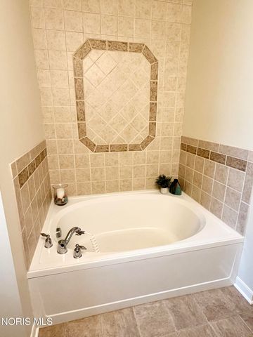 1726 Spring Forest Drive, Oregon, OH 43616