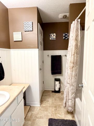1726 Spring Forest Drive, Oregon, OH 43616