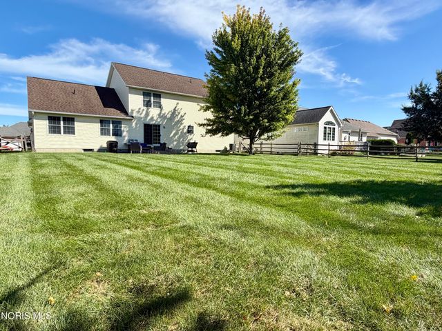 1726 Spring Forest Drive, Oregon, OH 43616