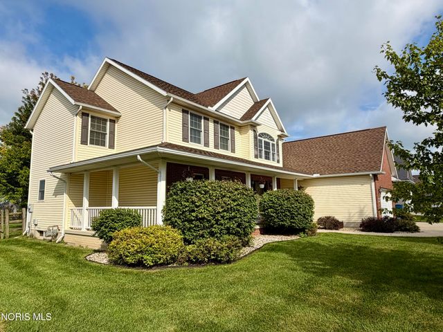 1726 Spring Forest Drive, Oregon, OH 43616