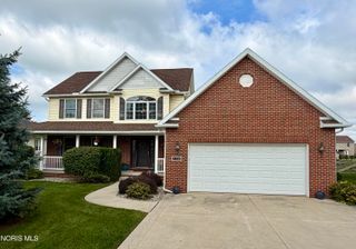 1726 Spring Forest Drive, Oregon, OH 43616