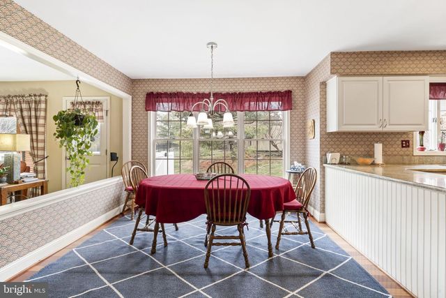 32 MARIAN CIR, Chalfont, PA 18914