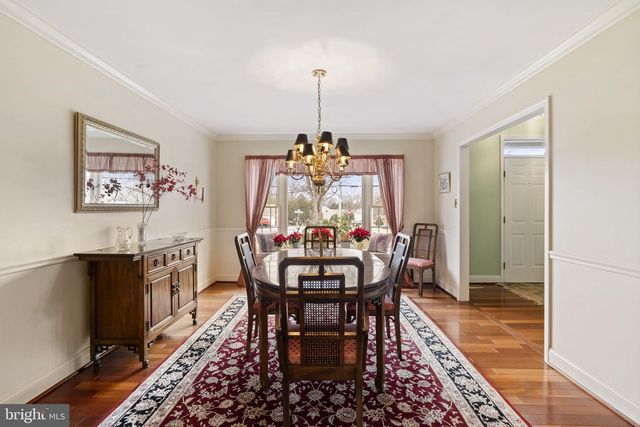 32 MARIAN CIR, Chalfont, PA 18914