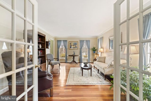 32 MARIAN CIR, Chalfont, PA 18914