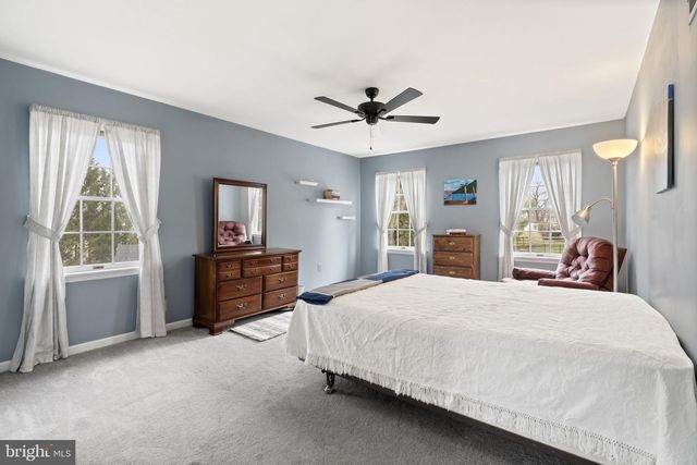 32 MARIAN CIR, Chalfont, PA 18914