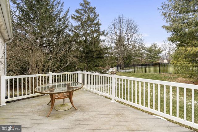 32 MARIAN CIR, Chalfont, PA 18914