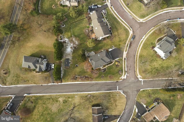 32 MARIAN CIR, Chalfont, PA 18914