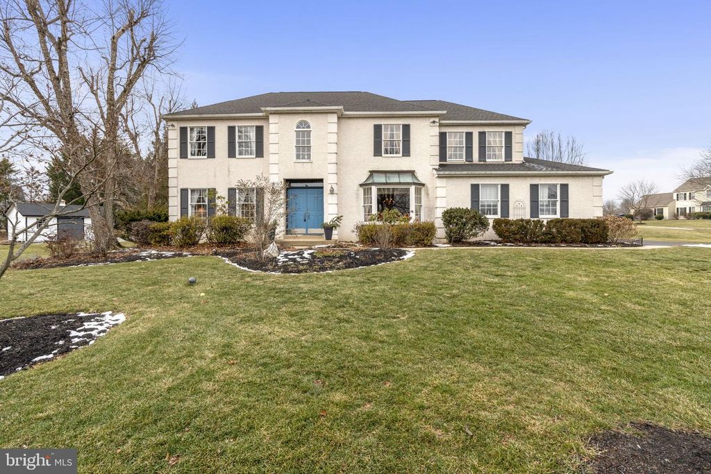 32 MARIAN CIR, Chalfont, PA 18914
